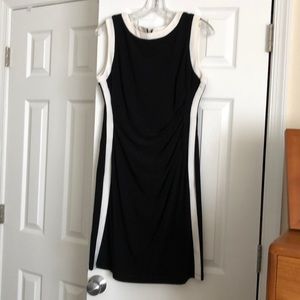 Sleeveless dress